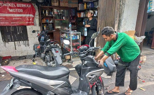 Bengkel Lisa Motor Maos: Solusi Otomotif Lokal yang Tak Perlu Dikirim ke Semarang